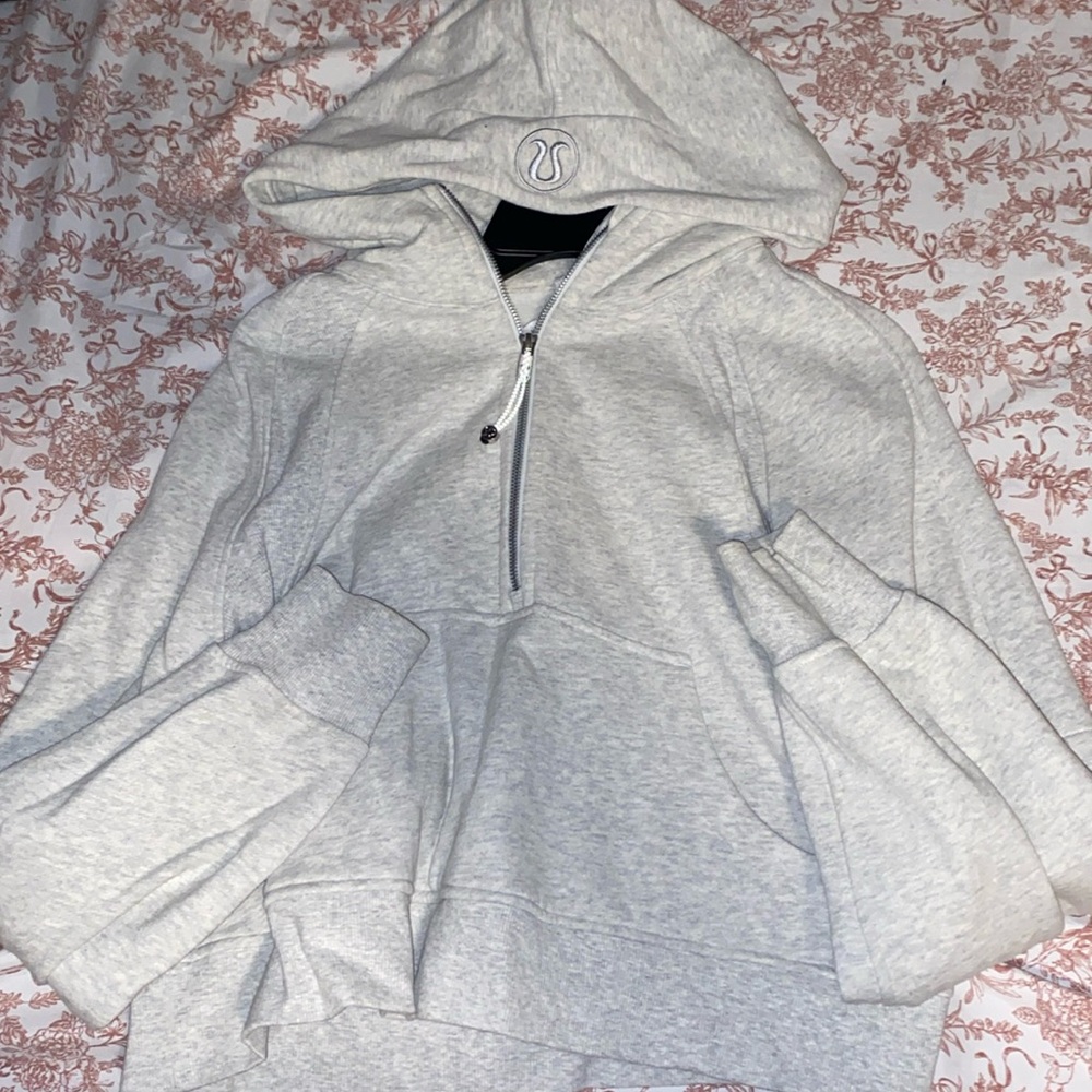Lululemon Scuba Half Zip M/L